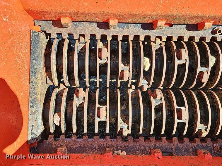 image for item MH9425 2015 Allu DN2-17  screening bucket