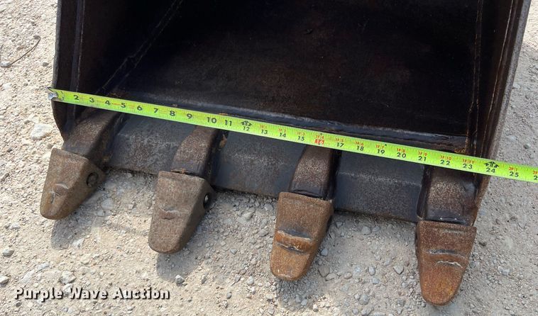 image for item MH9925 2016 John Deere 50G  mini excavator