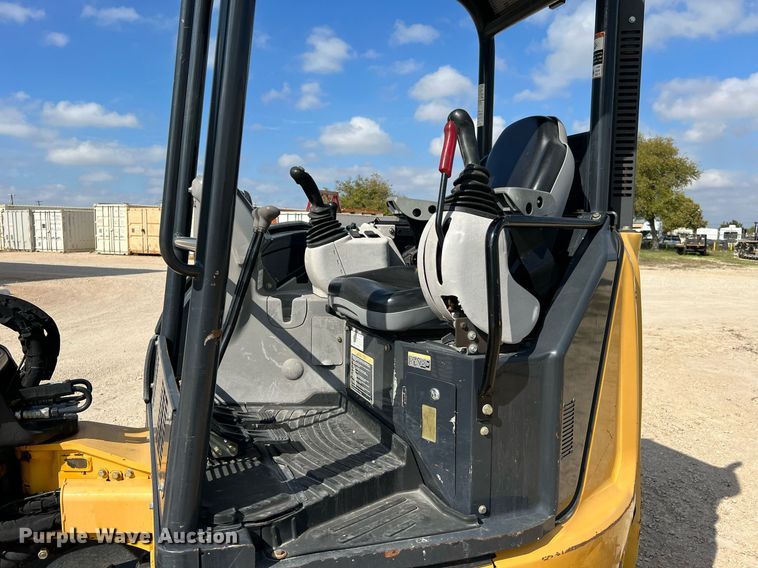 image for item MH9925 2016 John Deere 50G  mini excavator