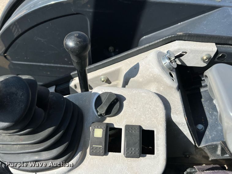 image for item MH9925 2016 John Deere 50G  mini excavator