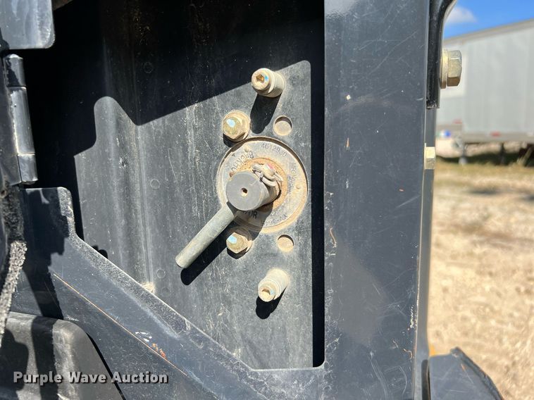 image for item MH9925 2016 John Deere 50G  mini excavator