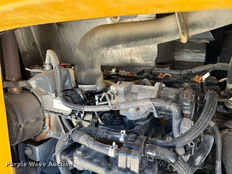 image for item MH9925 2016 John Deere 50G  mini excavator