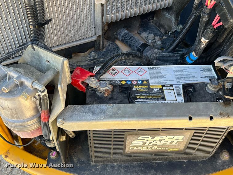 image for item MH9925 2016 John Deere 50G  mini excavator