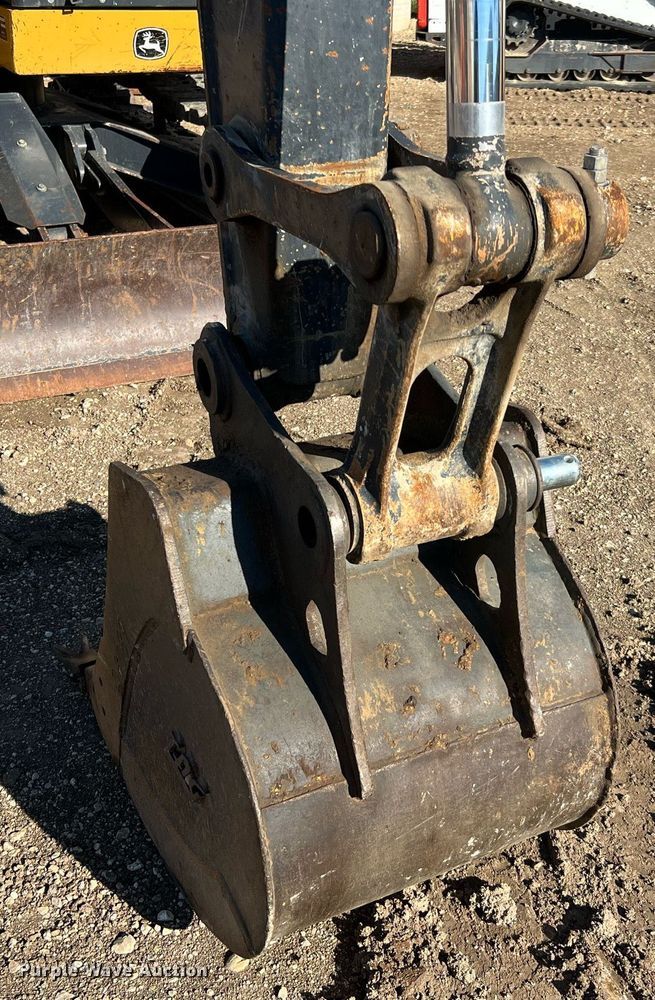 image for item MH9926 2016 John Deere 75G  excavator