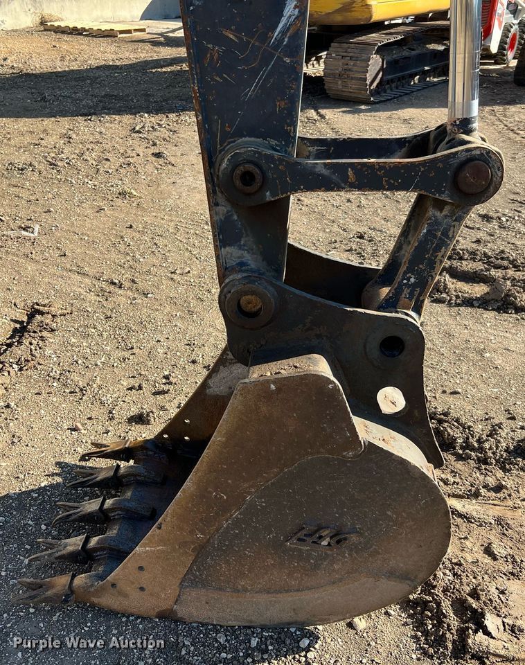 image for item MH9926 2016 John Deere 75G  excavator