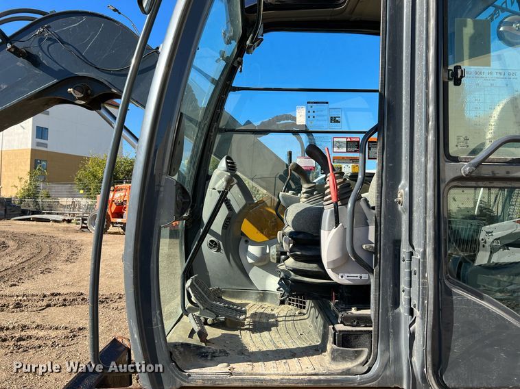 image for item MH9926 2016 John Deere 75G  excavator