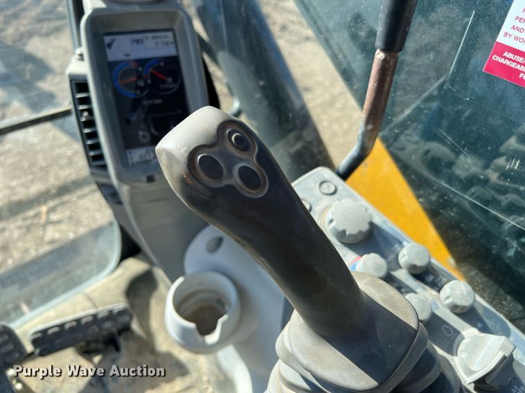 image for item MH9926 2016 John Deere 75G  excavator