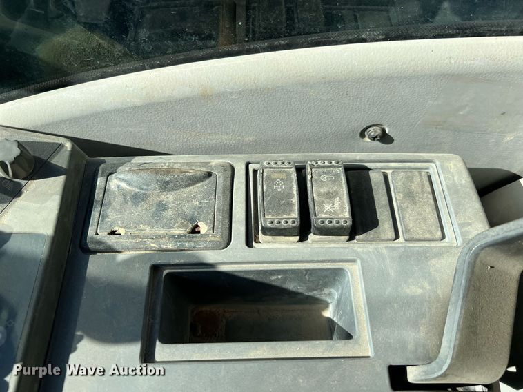 image for item MH9926 2016 John Deere 75G  excavator