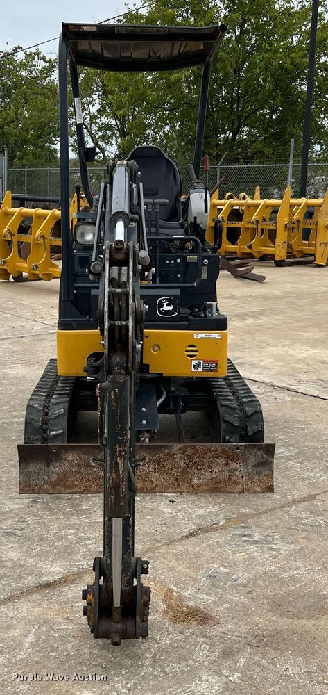 image for item MH9927 2019 John Deere 17G  mini excavator