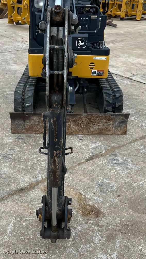 image for item MH9927 2019 John Deere 17G  mini excavator