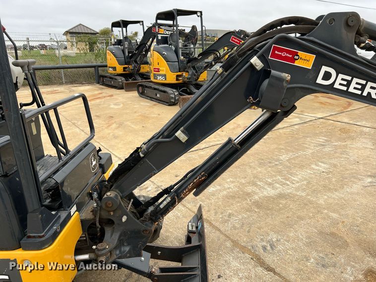 image for item MH9927 2019 John Deere 17G  mini excavator