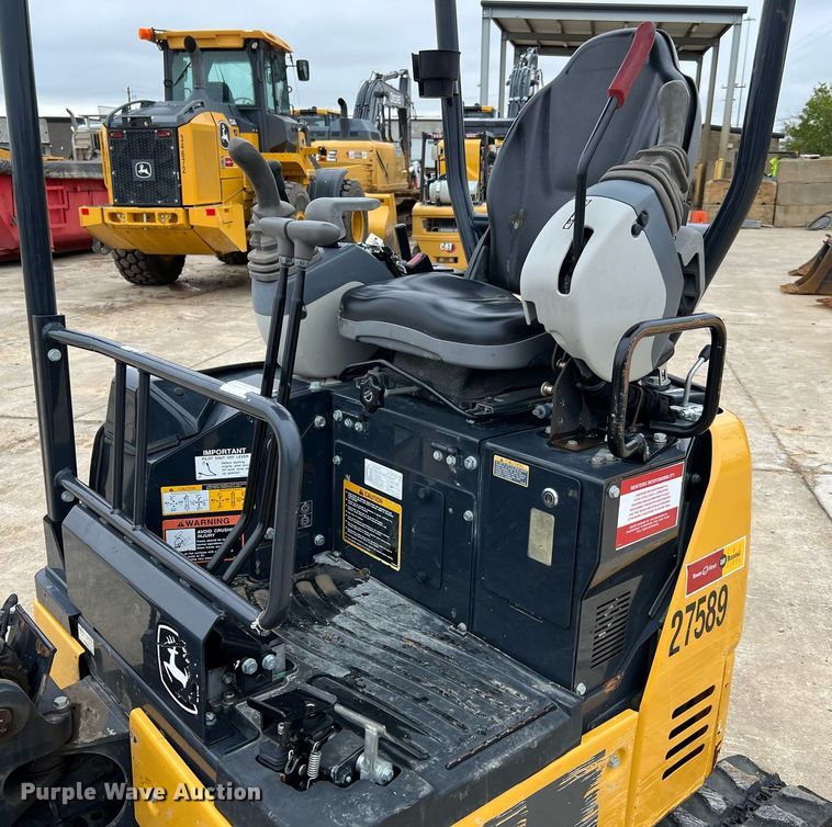 image for item MH9927 2019 John Deere 17G  mini excavator