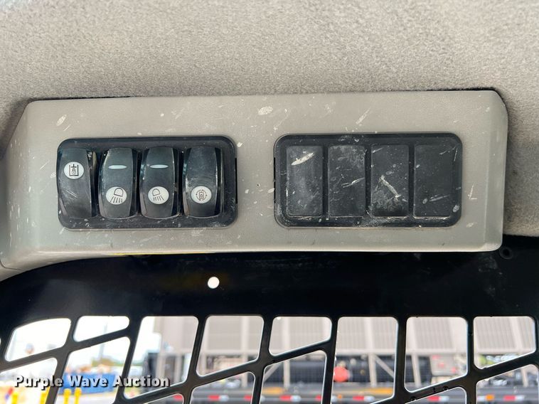 image for item MH9928 2018 Caterpillar 259D  tracked skid steer loader