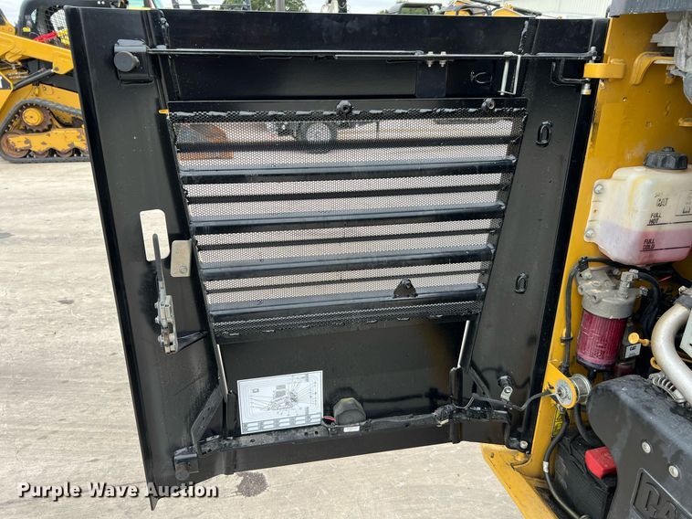 image for item MH9928 2018 Caterpillar 259D  tracked skid steer loader