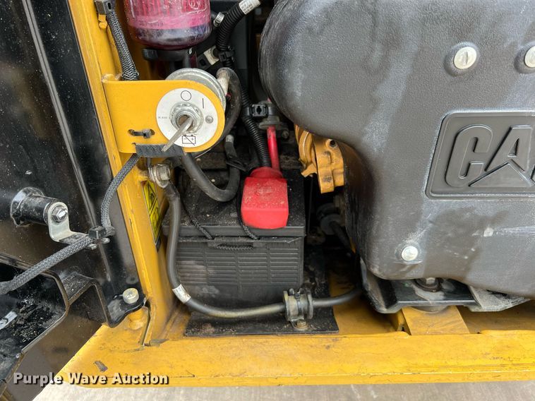 image for item MH9928 2018 Caterpillar 259D  tracked skid steer loader