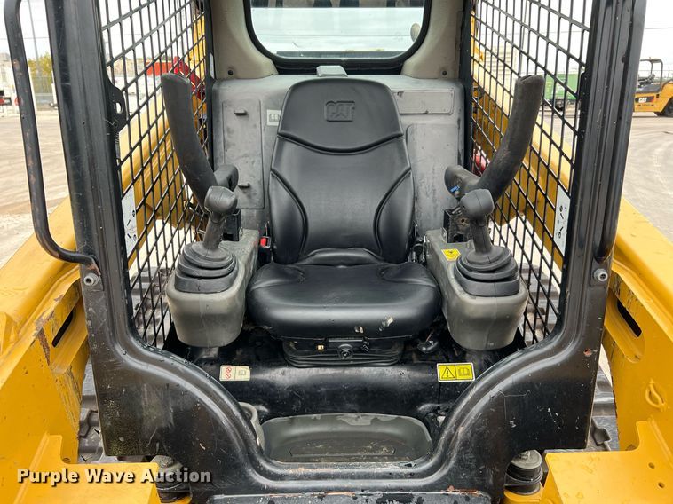 image for item MH9929 2019 Caterpillar 259D  tracked skid steer loader