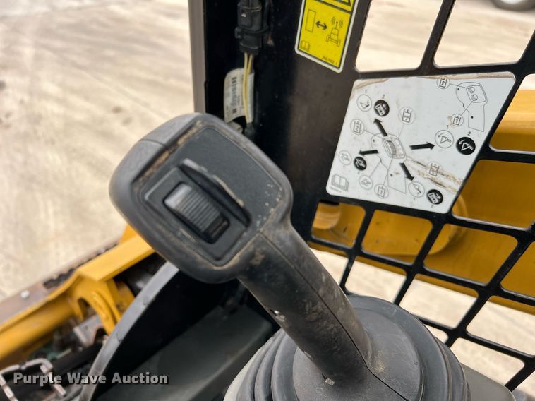 image for item MH9929 2019 Caterpillar 259D  tracked skid steer loader