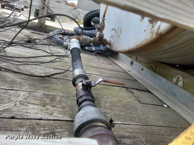 image for item MI9831 1972 Anderson  utility trailer