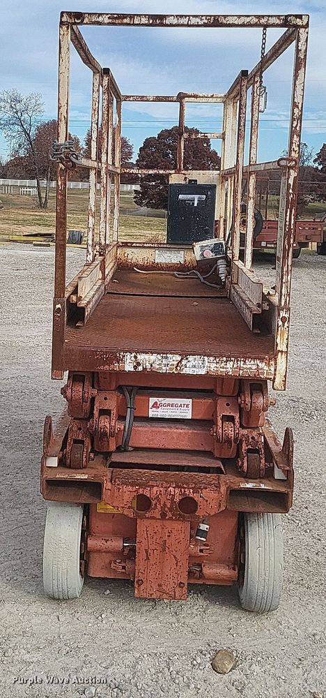 image for item MI9840 Snorkel SL-20  scissor lift