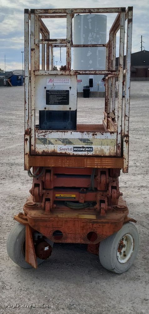 image for item MI9840 Snorkel SL-20  scissor lift