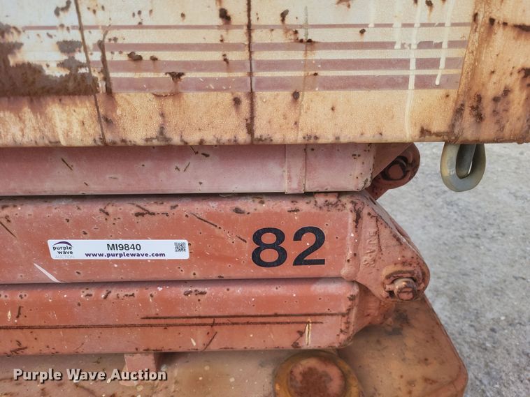 image for item MI9840 Snorkel SL-20  scissor lift