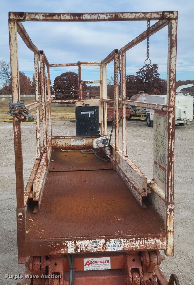 image for item MI9840 Snorkel SL-20  scissor lift