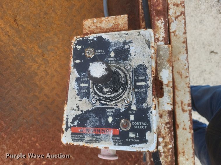 image for item MI9840 Snorkel SL-20  scissor lift