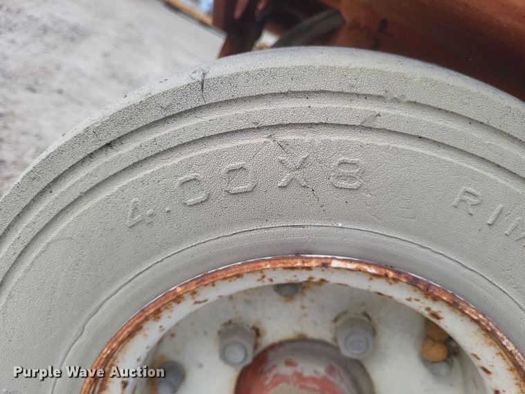 image for item MI9840 Snorkel SL-20  scissor lift