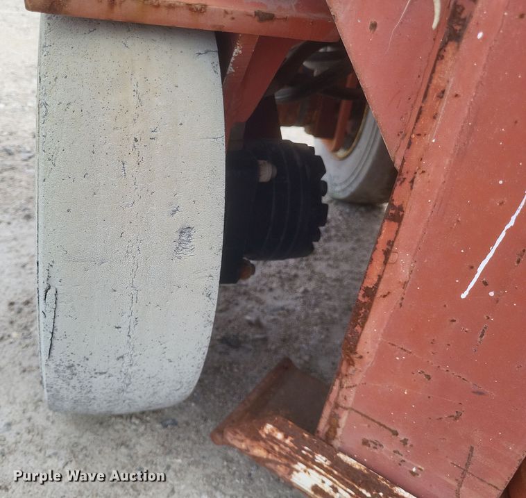 image for item MI9840 Snorkel SL-20  scissor lift