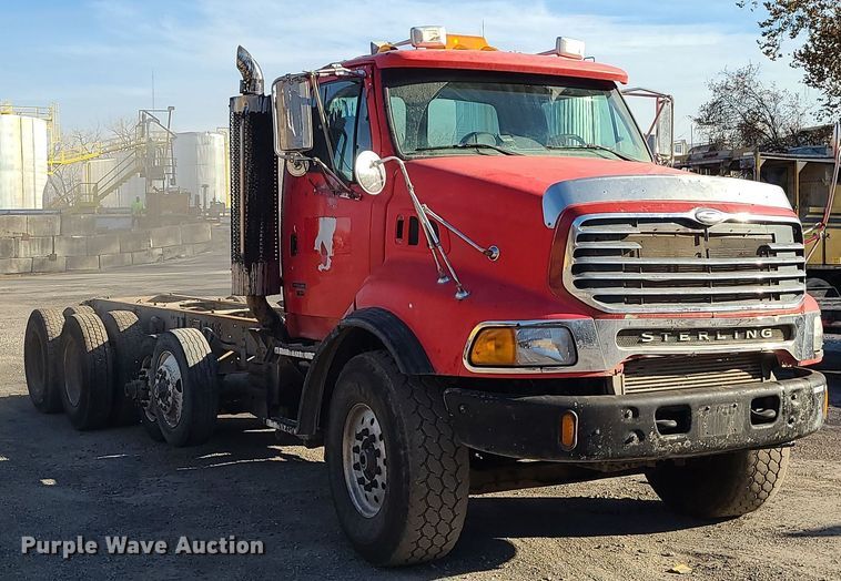 image for item MJ9520 2004 Sterling  truck cab and chassis