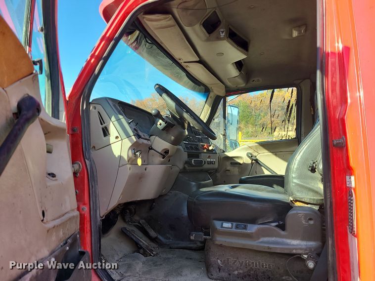 image for item MJ9520 2004 Sterling  truck cab and chassis