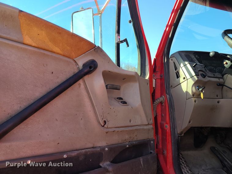 image for item MJ9520 2004 Sterling  truck cab and chassis