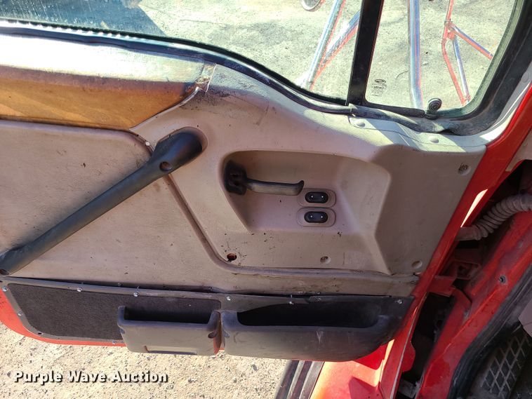 image for item MJ9520 2004 Sterling  truck cab and chassis