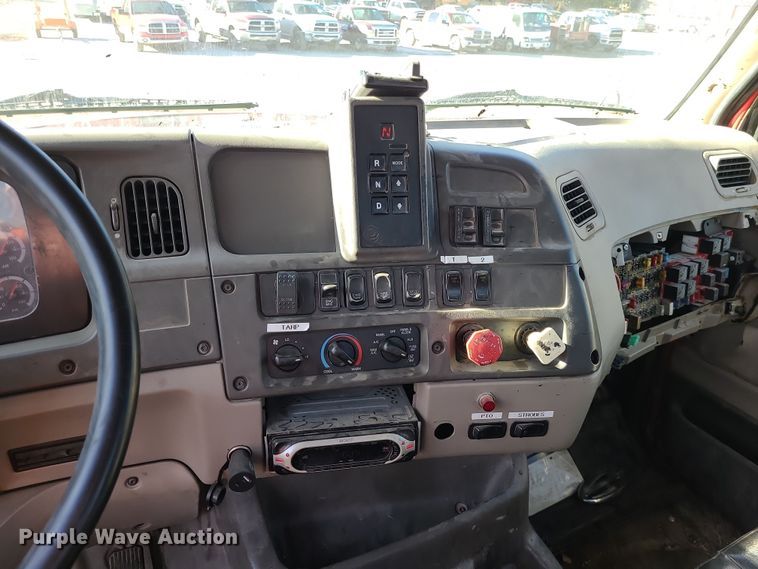 image for item MJ9520 2004 Sterling  truck cab and chassis