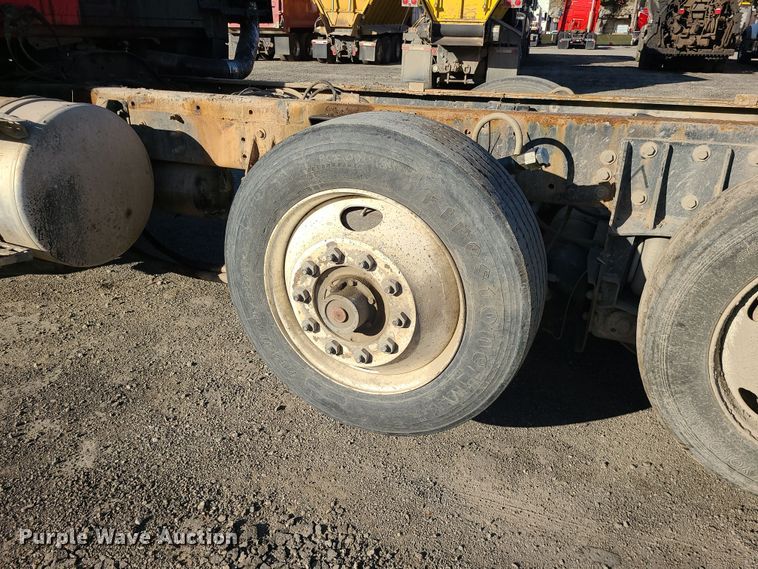 image for item MJ9520 2004 Sterling  truck cab and chassis