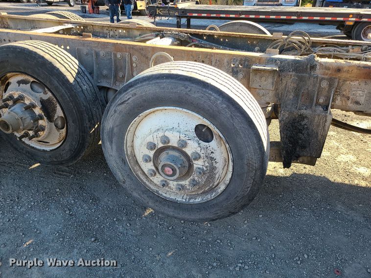 image for item MJ9520 2004 Sterling  truck cab and chassis