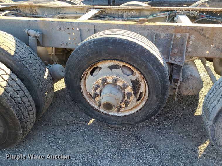 image for item MJ9520 2004 Sterling  truck cab and chassis