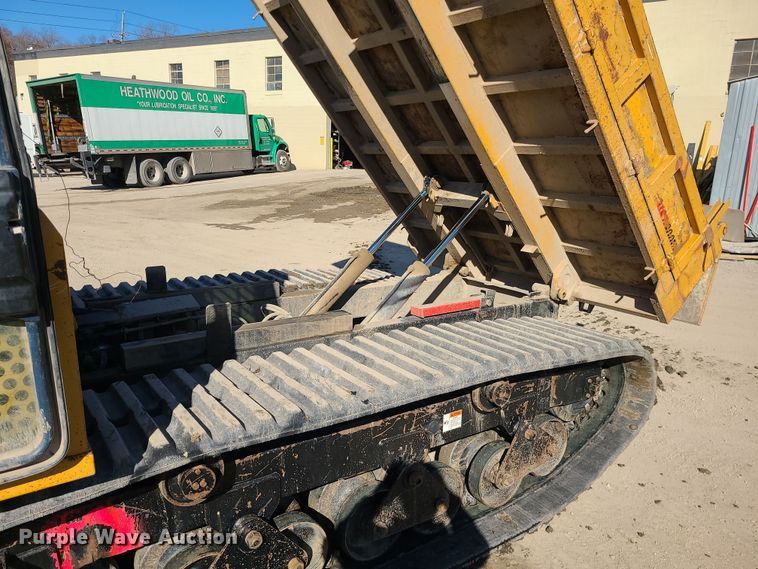 image for item MJ9524 2013 Morooka MSF-800VD  track carrier