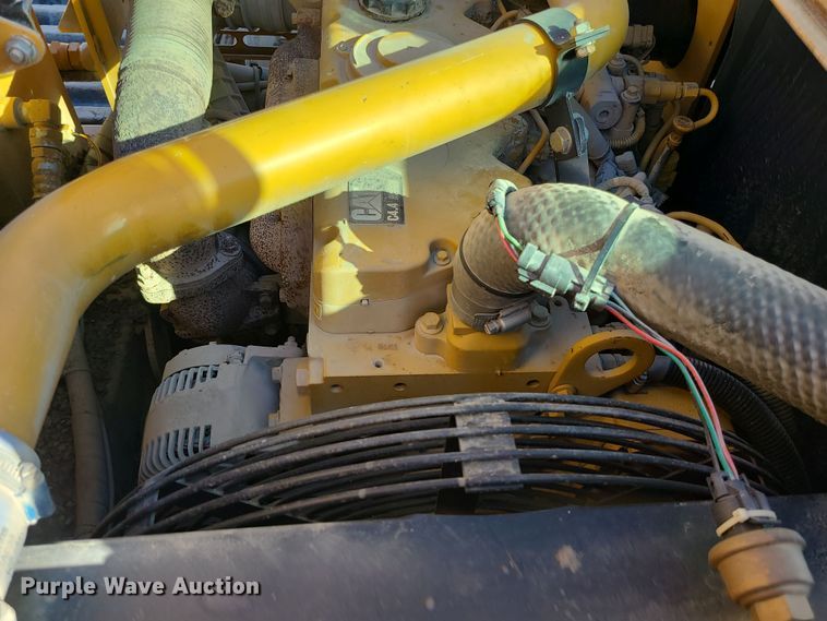 image for item MJ9524 2013 Morooka MSF-800VD  track carrier