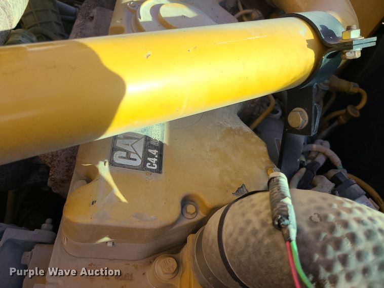 image for item MJ9524 2013 Morooka MSF-800VD  track carrier