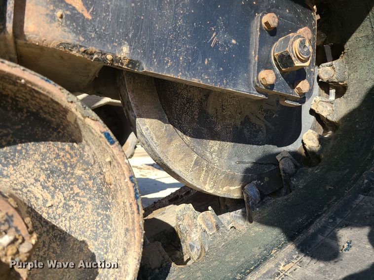 image for item MJ9524 2013 Morooka MSF-800VD  track carrier