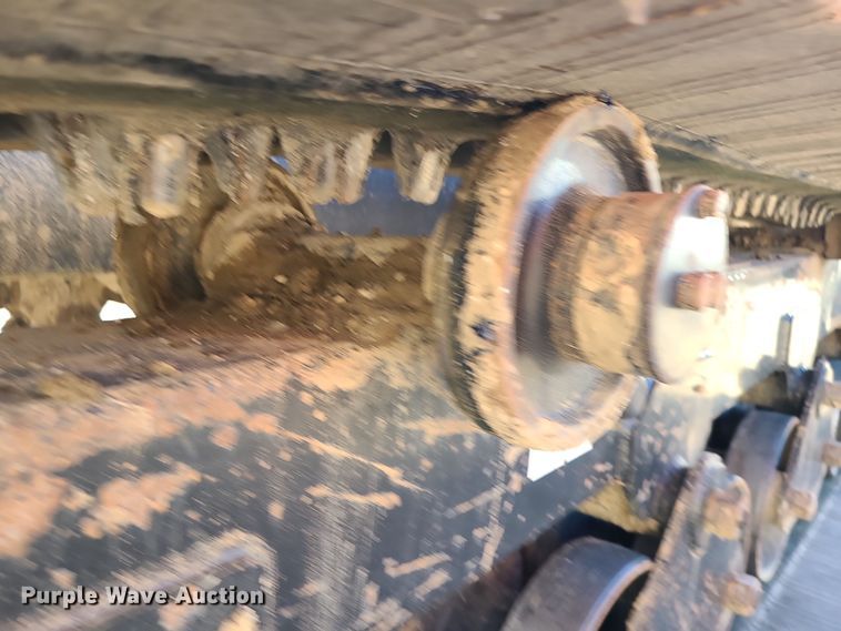 image for item MJ9524 2013 Morooka MSF-800VD  track carrier