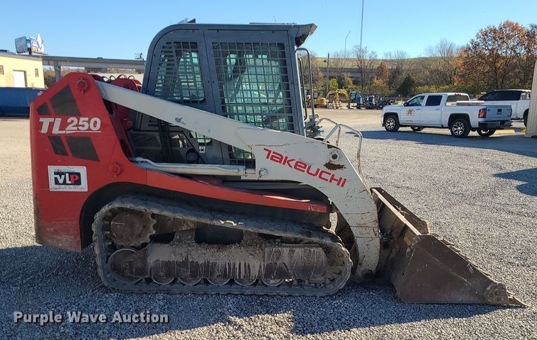 image for item MJ9526 2012 Takeuchi TL250  tracked skid steer loader