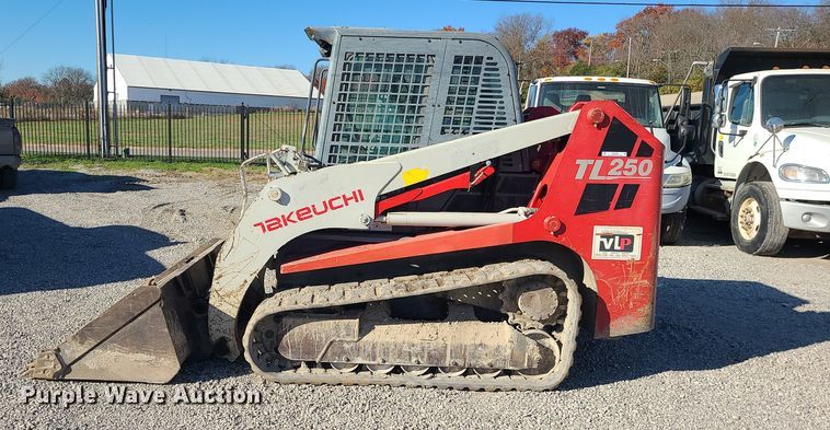 image for item MJ9526 2012 Takeuchi TL250  tracked skid steer loader