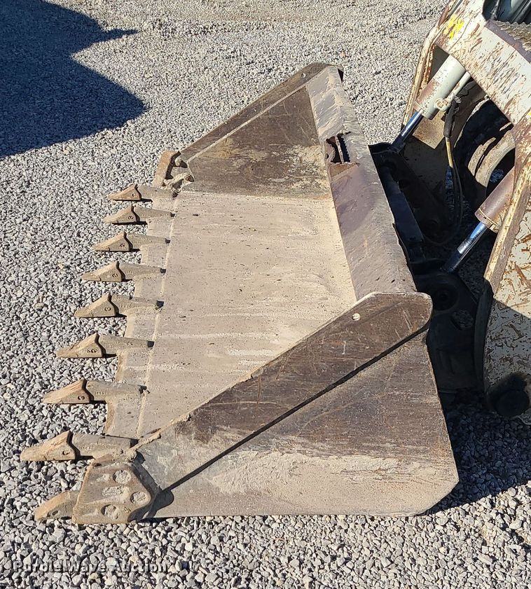 image for item MJ9526 2012 Takeuchi TL250  tracked skid steer loader