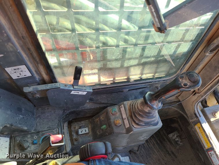 image for item MJ9526 2012 Takeuchi TL250  tracked skid steer loader