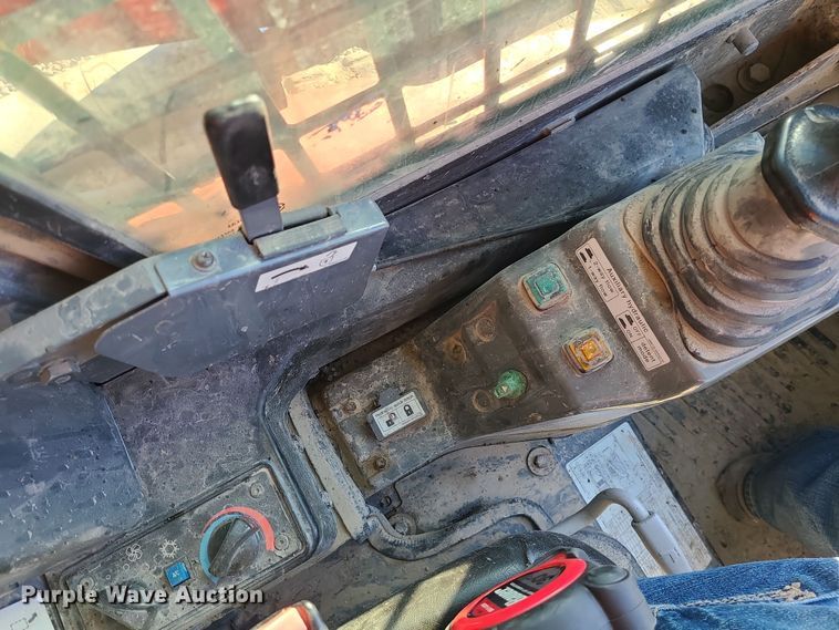 image for item MJ9526 2012 Takeuchi TL250  tracked skid steer loader