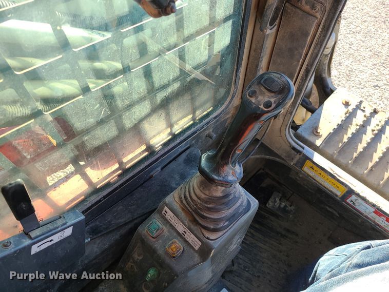 image for item MJ9526 2012 Takeuchi TL250  tracked skid steer loader