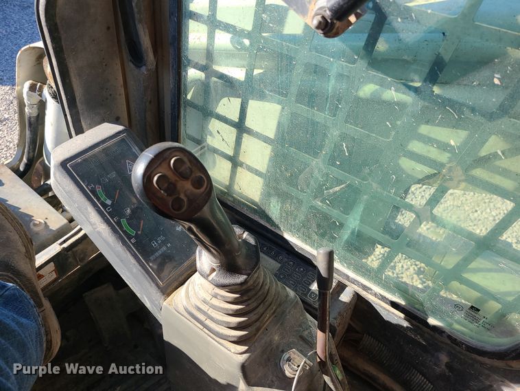 image for item MJ9526 2012 Takeuchi TL250  tracked skid steer loader