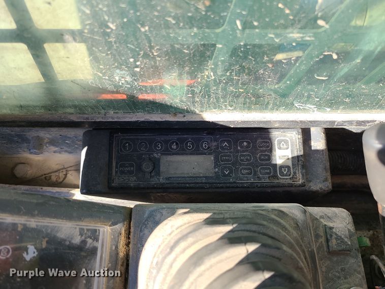 image for item MJ9526 2012 Takeuchi TL250  tracked skid steer loader